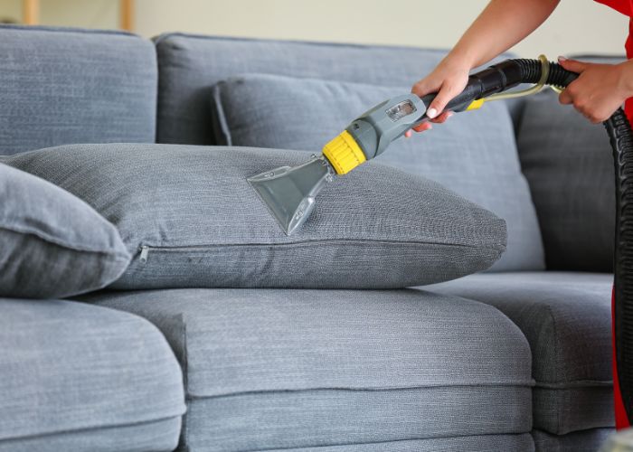 deep sofa cleaning 3