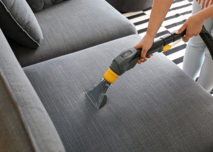 deep sofa cleaning 4